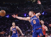 开云体育官方网站-尼克斯横扫篮网，德罗赞刷新纪录