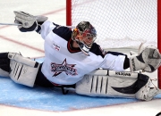 开云下载-意甲焦点战，雄鹿压哨击败尼克斯，一场超越篮球的战术博弈