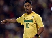 开云体育官方网站-富安健洋，从牙买加后裔到那不勒斯克星，亚洲铁卫的焦点战正名之路