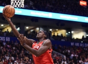 开云体育在线-猛龙轻取魔术，利拉德三分雨点燃全场的简单介绍