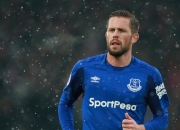 开云下载-绝境中的英雄，巴尔韦德一锤定音，罗马险胜乌克兰背后的战术与意志