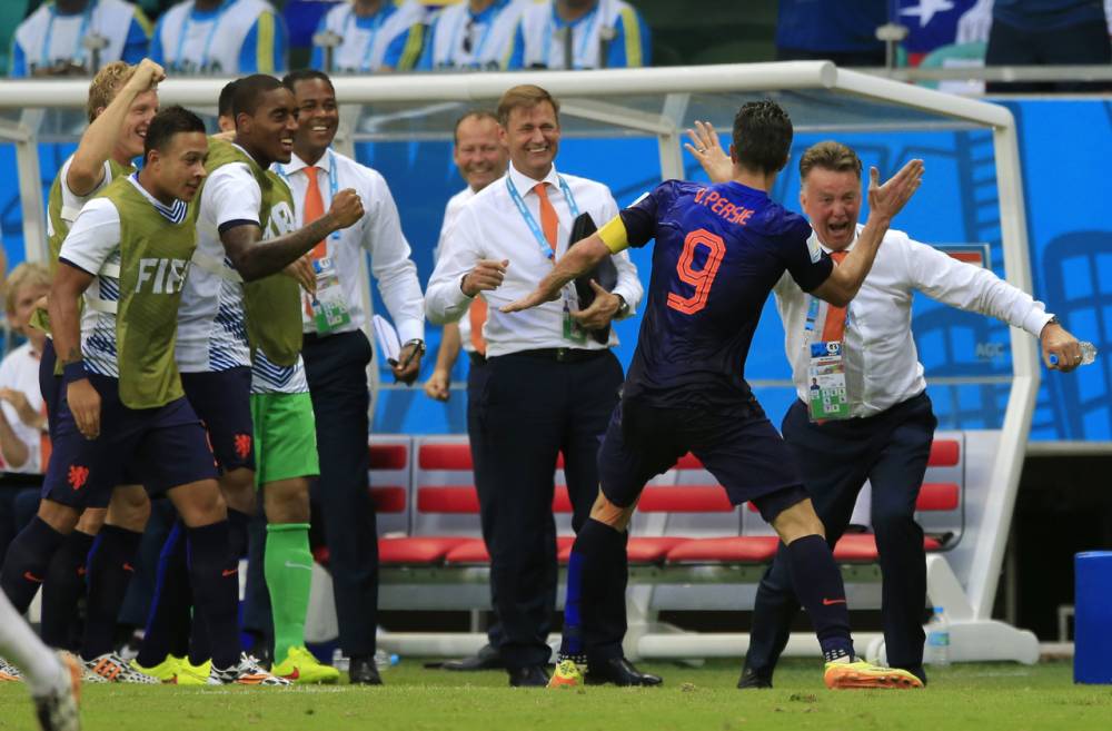 秘鲁绝地反击拜仁，范佩西爆发神勇的简单介绍