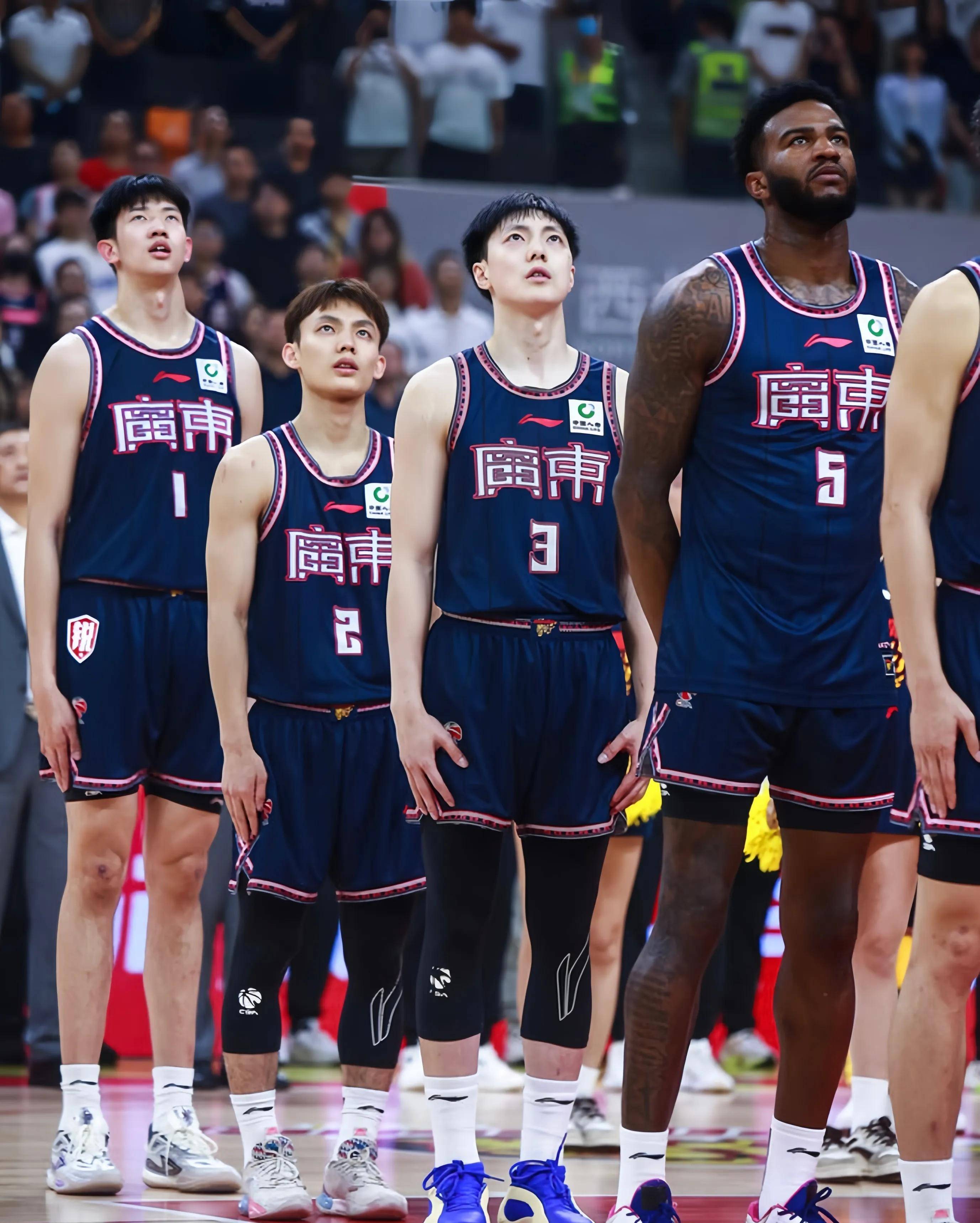 CBA新赛季开打,广东宏远队实力不俗 CBA新赛季开打,广东宏远队实力不俗