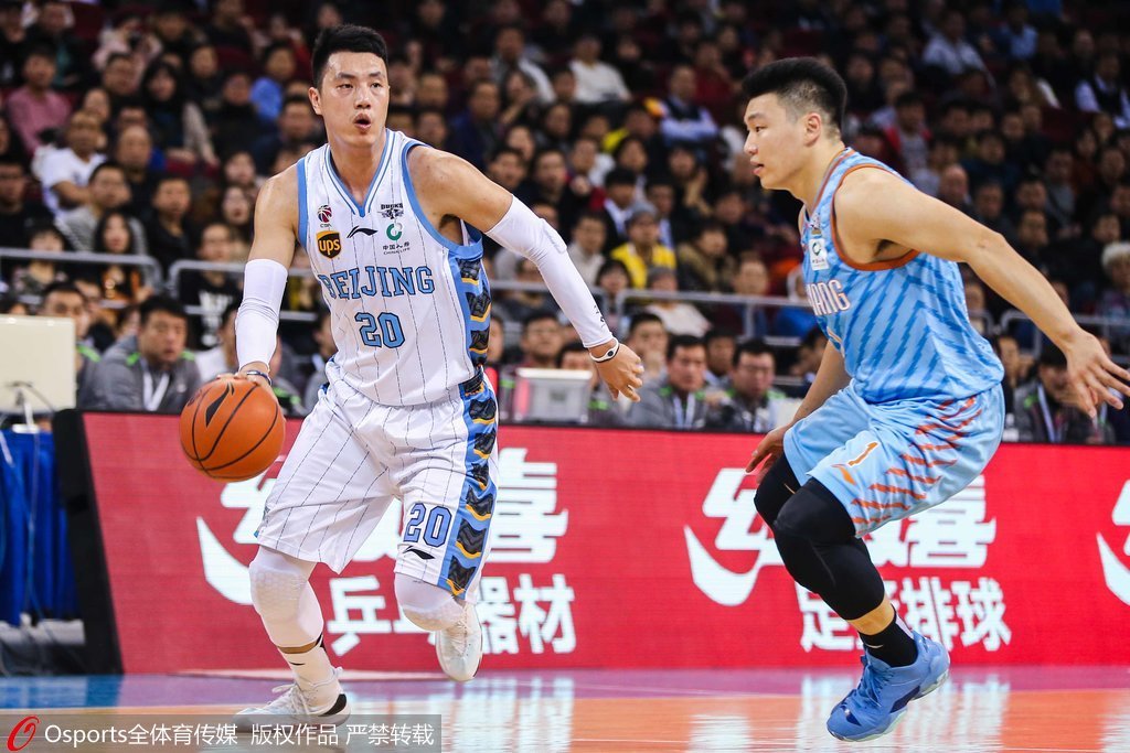 关于西藏大胜广东，外援巅峰表现带队升至榜首的信息