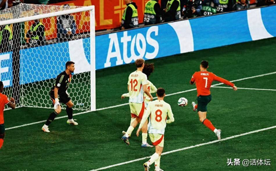 西班牙球员在强敌面前取得胜利 西班牙球员在强敌面前取得胜利