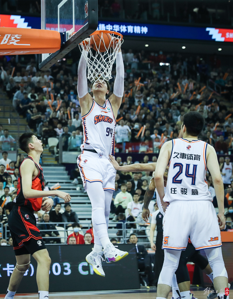 关于上海取得胜利,晋级季后赛的信息 关于上海取得胜利,晋级季后赛的信息