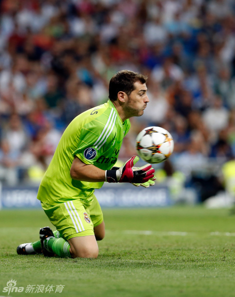 包含泽布鲁吉林队主场大捷,强势奠定领先地位的词条 包含泽布鲁吉林队主场大捷,强势奠定领先地位的词条