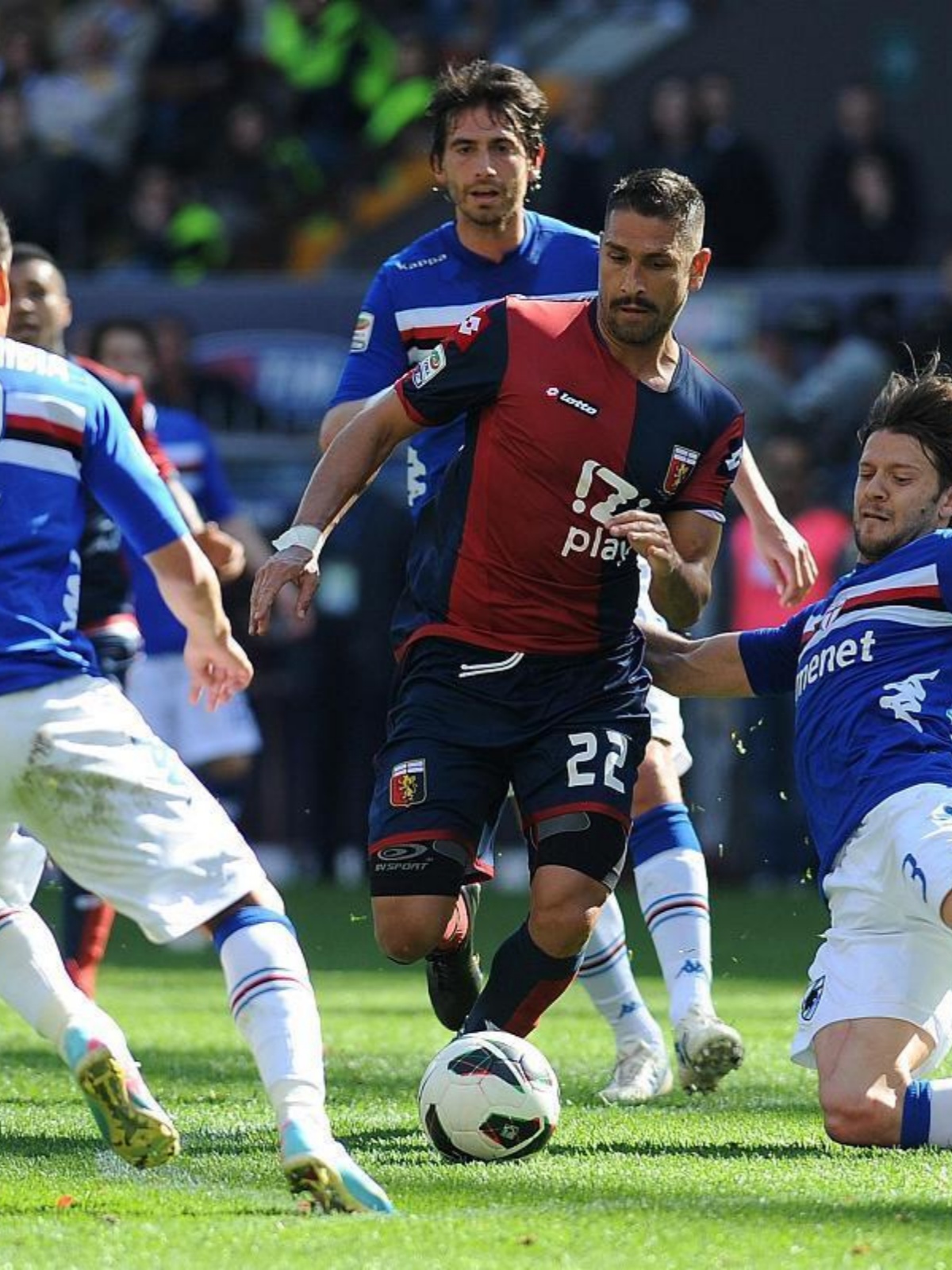 乌迪内斯完胜对手,取得比赛胜利!的简单介绍 乌迪内斯完胜对手,取得比赛胜利!的简单介绍