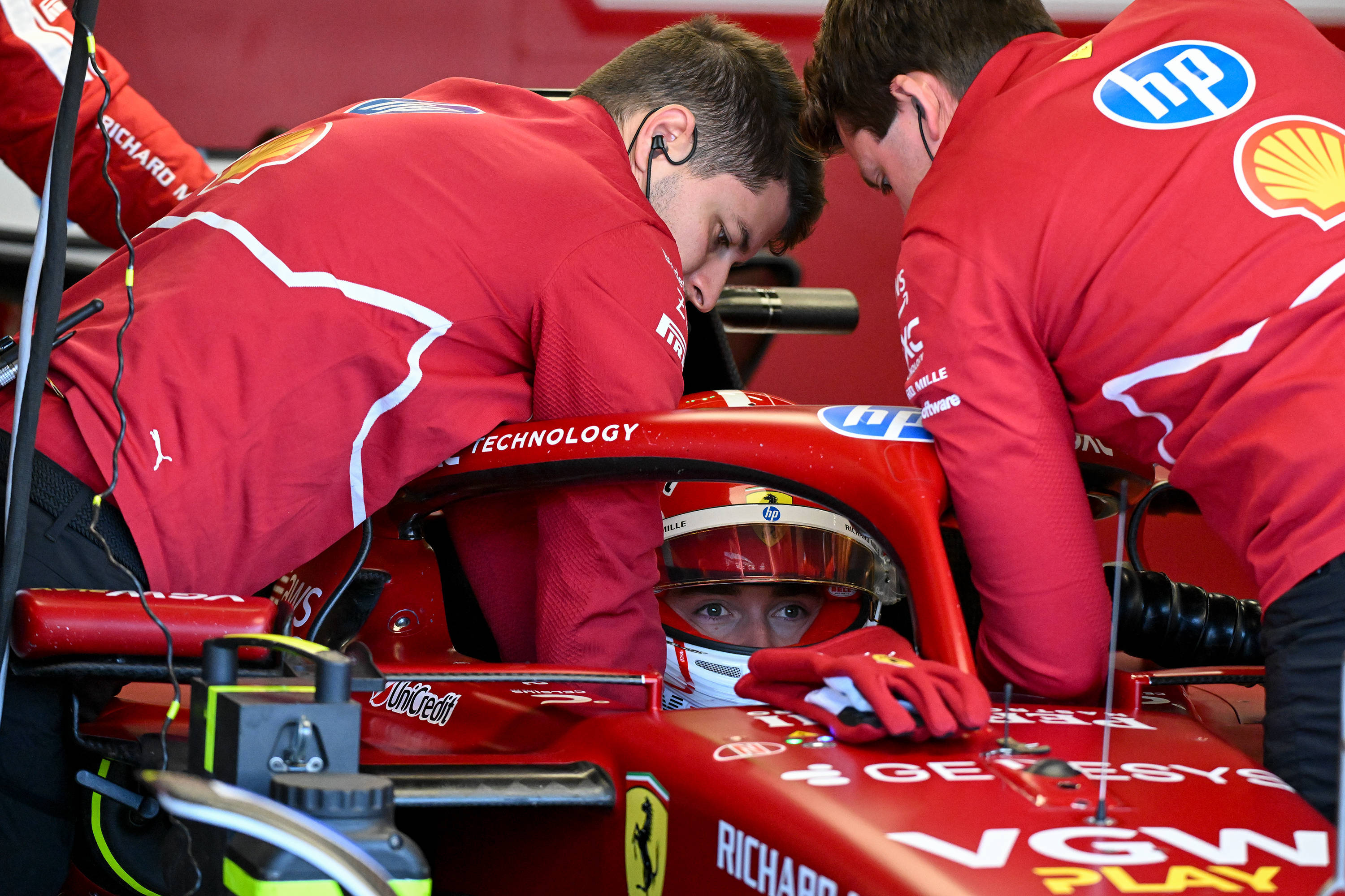 包含梅赛德斯轻取雷诺车队,勒克莱尔扛起全队的词条 包含梅赛德斯轻取雷诺车队,勒克莱尔扛起全队的词条