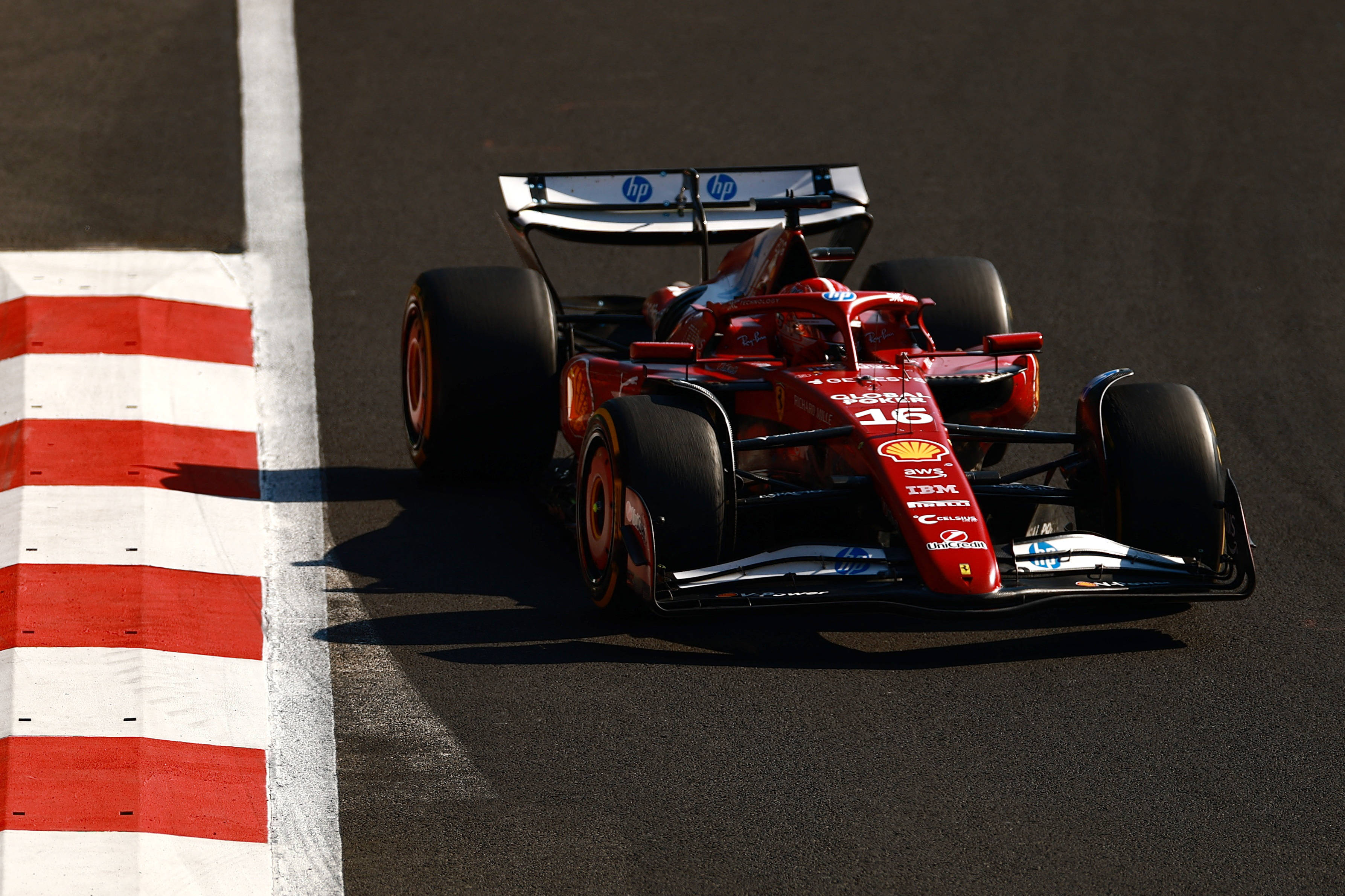 包含阿斯顿马丁力克红牛车队,诺里斯状态火热的词条 包含阿斯顿马丁力克红牛车队,诺里斯状态火热的词条