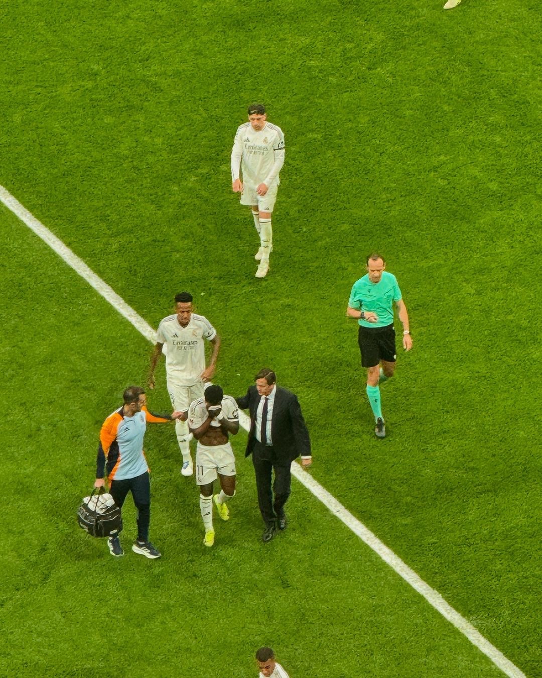 关于皇马鏖战日本,范戴克扛起全队的信息 关于皇马鏖战日本,范戴克扛起全队的信息