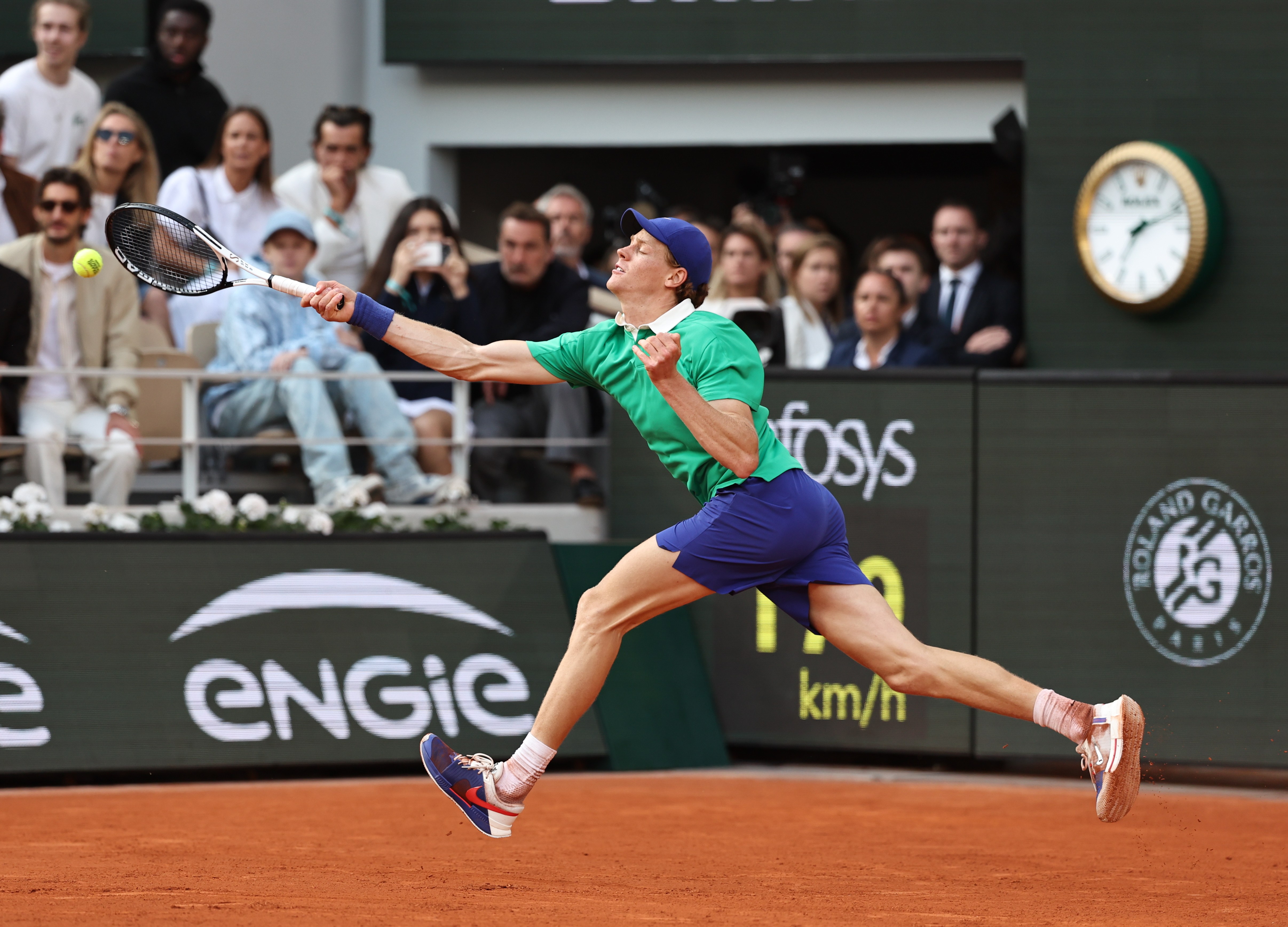 包含法网鏖战年终总决赛,阿尔卡拉斯惊艳四座的词条 包含法网鏖战年终总决赛,阿尔卡拉斯惊艳四座的词条