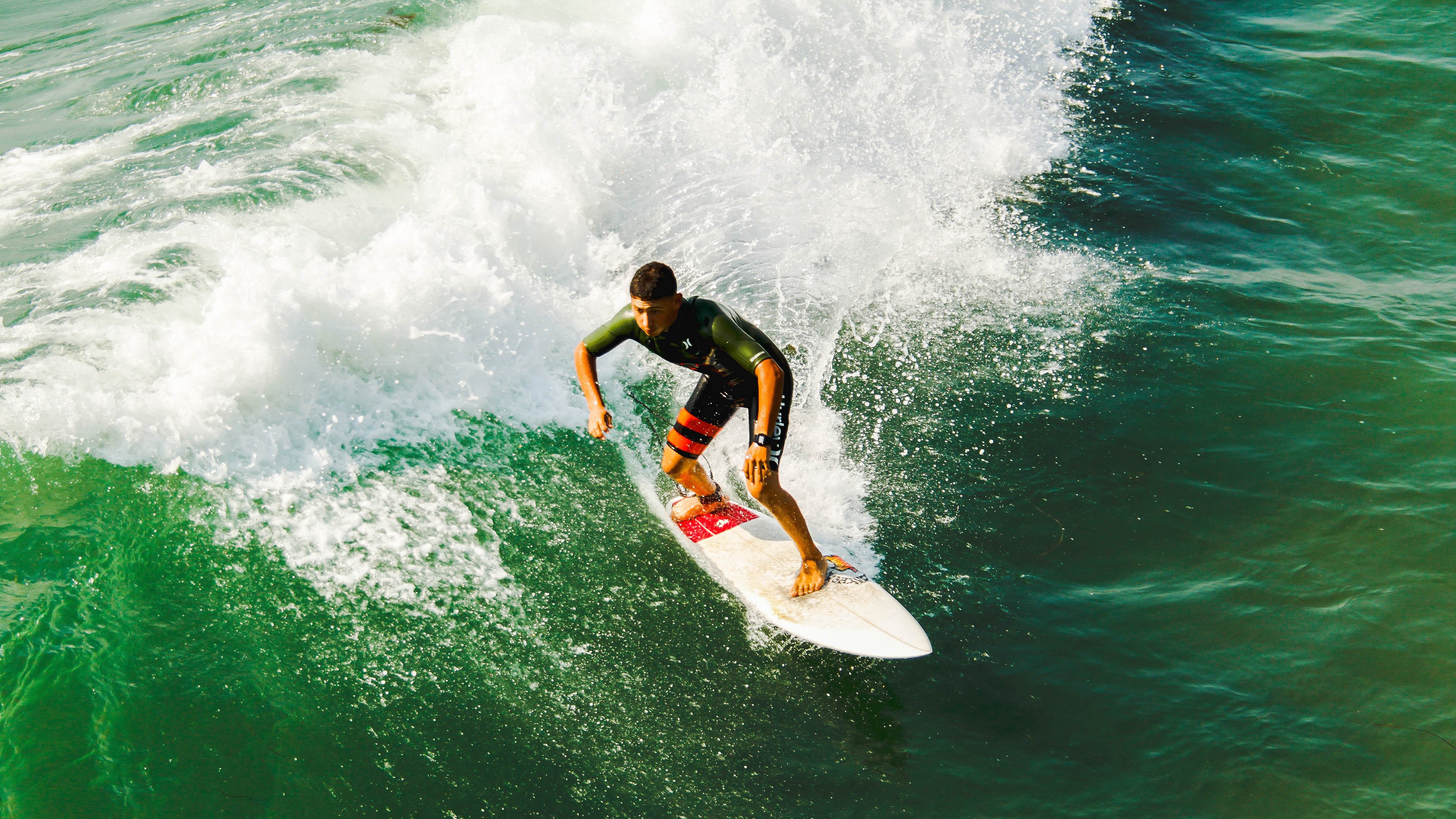 楚阿梅尼点燃诺坎普之夜，巴萨史诗逆转背后的战术革命